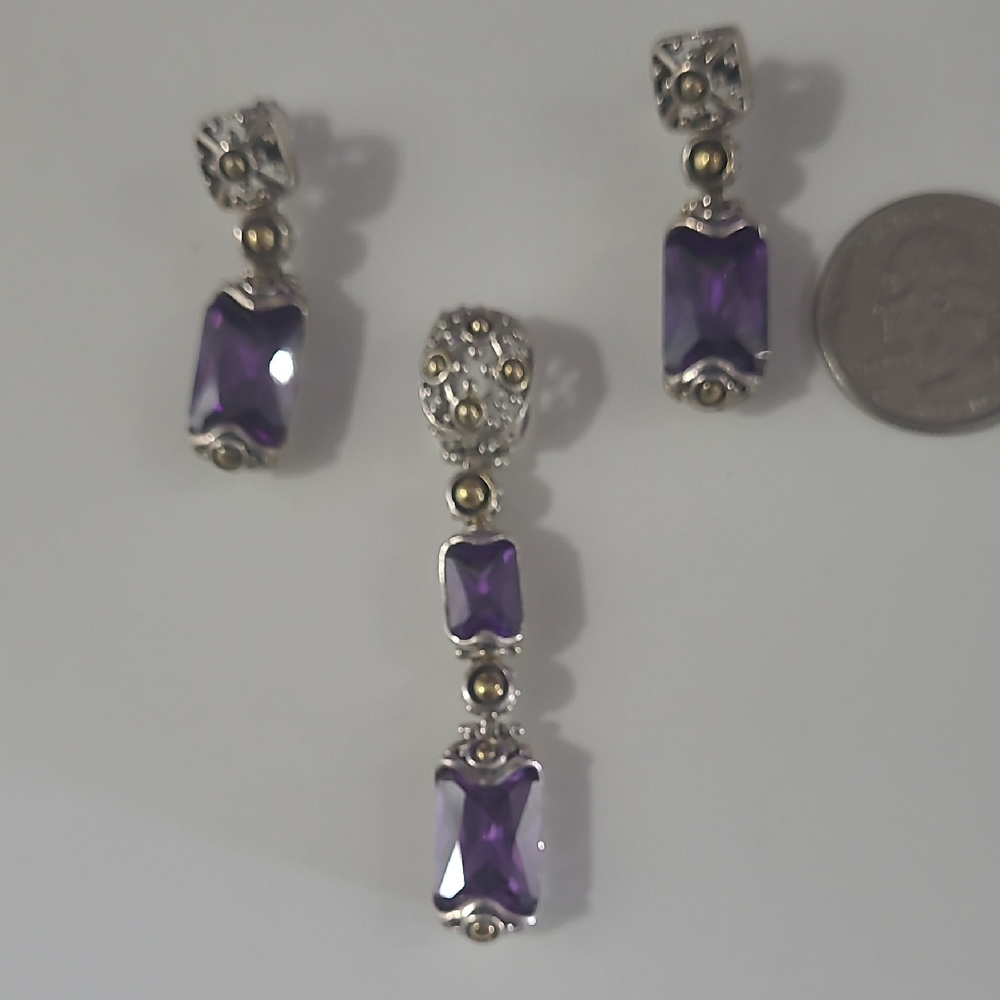 Costume purple rectangular earring and pendent set. Beautifully designed.
